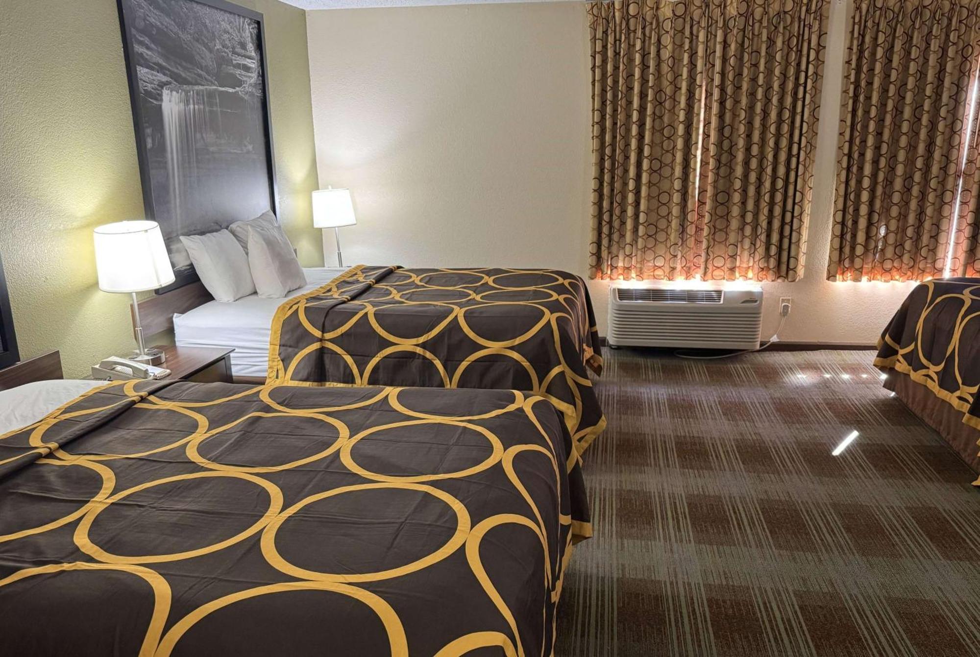 Super 8 By Wyndham Lincoln Otel Dış mekan fotoğraf